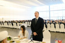 Prezident İlham Əliyevin adından ümummilli lider Heydər Əliyevin vəfatı günü ilə əlaqədar ehsan verilib  (FOTO)
