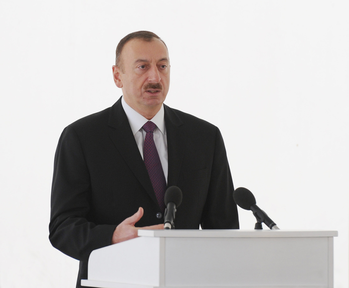 Prezident İlham Əliyev Bakıda Dədə Qorqud parkının açılışında iştirak edib (FOTO)
