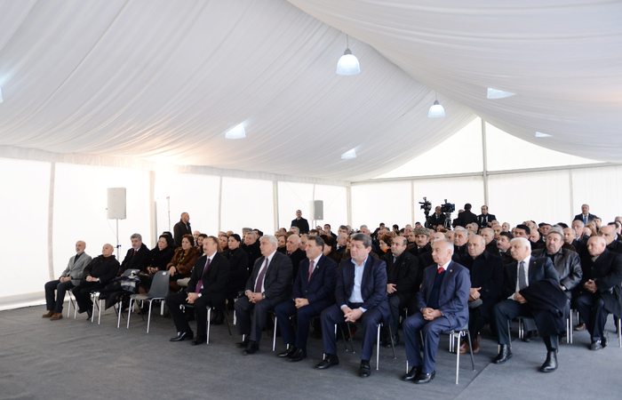 Prezident İlham Əliyev Bakıda Dədə Qorqud parkının açılışında iştirak edib (FOTO)