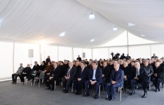 Prezident İlham Əliyev Bakıda Dədə Qorqud parkının açılışında iştirak edib (FOTO)