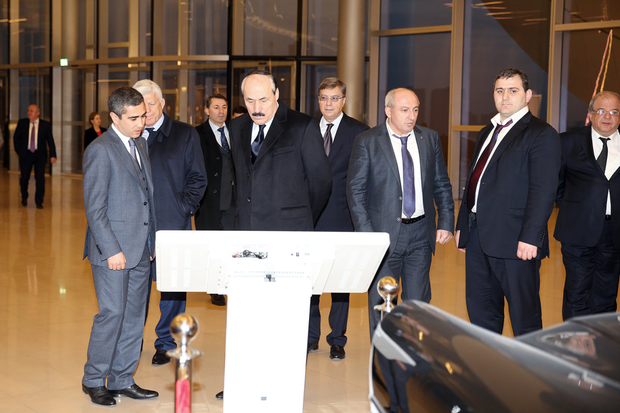 Dağıstan Prezidenti Ramazan Abdulatipov Heydər Əliyev Mərkəzində olub (FOTO)