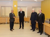 Dağıstan Respublikasının Prezidenti Ramazan Abdulatipov Azərbaycan Diplomatik Akademiyasında olmuşdur (FOTO)