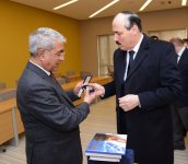 Dağıstan Respublikasının Prezidenti Ramazan Abdulatipov Azərbaycan Diplomatik Akademiyasında olmuşdur (FOTO)