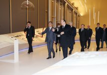 Dağıstan Prezidenti Ramazan Abdulatipov Heydər Əliyev Mərkəzində olub (FOTO)