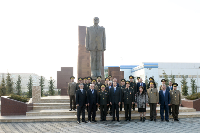Prezident İlham Əliyev: Siyasətimizin mərkəzində Azərbaycan vətəndaşı dayanır (FOTO)