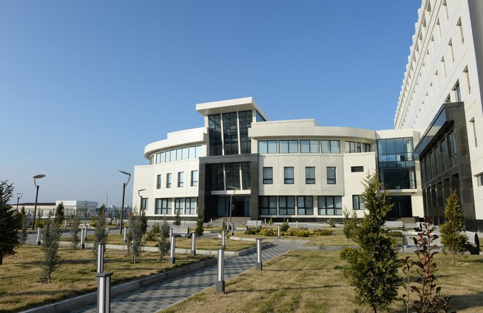 Prezident İlham Əliyev: Siyasətimizin mərkəzində Azərbaycan vətəndaşı dayanır (FOTO)