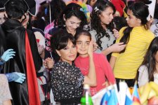 Mehriban Əliyeva: Biz hamımız öz ölkəmizlə fəxr etməliyik və Azərbaycanın inkişafı, daha da güclənməsi üçün çalışmalıyıq (FOTO)