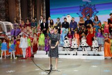 Mehriban Əliyeva: Biz hamımız öz ölkəmizlə fəxr etməliyik və Azərbaycanın inkişafı, daha da güclənməsi üçün çalışmalıyıq (FOTO)