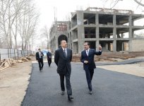İlham Əliyev Gəncə Dövlət Filarmoniyasının yeni binasında aparılan inşaat işləri ilə tanış olub (FOTO)