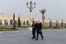 Prezident İlham Əliyev: Azərbaycanda hər bir sahə - təhsil, səhiyyə üzrə, ictimai proseslər çox müsbət istiqamətdə gedir (FOTO)