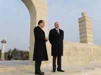 Prezident İlham Əliyev: Azərbaycanda hər bir sahə - təhsil, səhiyyə üzrə, ictimai proseslər çox müsbət istiqamətdə gedir (FOTO)