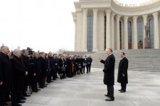 Prezident İlham Əliyev: Azərbaycanda hər bir sahə - təhsil, səhiyyə üzrə, ictimai proseslər çox müsbət istiqamətdə gedir (FOTO)