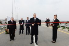 Yeni tikilmiş Gəncə dairəvi avtomobil yolu istifadəyə verilib (FOTO)