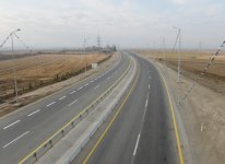 Yeni tikilmiş Gəncə dairəvi avtomobil yolu istifadəyə verilib (FOTO)