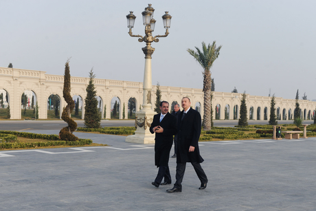 Prezident İlham Əliyev: Azərbaycanda hər bir sahə - təhsil, səhiyyə üzrə, ictimai proseslər çox müsbət istiqamətdə gedir (FOTO)