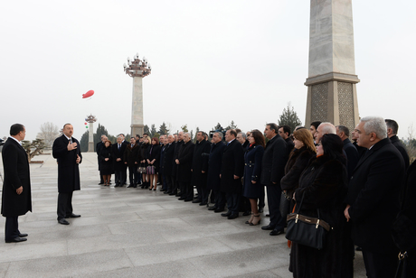 Prezident İlham Əliyev: Azərbaycanda hər bir sahə - təhsil, səhiyyə üzrə, ictimai proseslər çox müsbət istiqamətdə gedir (FOTO)