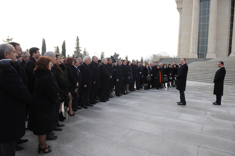Prezident İlham Əliyev: Azərbaycanda hər bir sahə - təhsil, səhiyyə üzrə, ictimai proseslər çox müsbət istiqamətdə gedir (FOTO)
