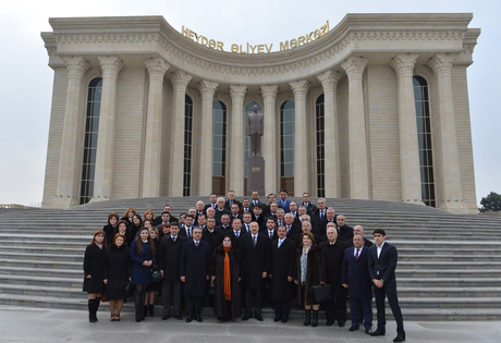 Prezident İlham Əliyev: Azərbaycanda hər bir sahə - təhsil, səhiyyə üzrə, ictimai proseslər çox müsbət istiqamətdə gedir (FOTO)