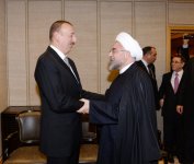 İlham Əliyev Həsən Ruhani ilə görüşüb (FOTO)