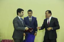 Gəncə Şəhər İcra Hakimiyyətinin başçısı Elmar Vəliyev gənclərlə görüşüb (FOTO)