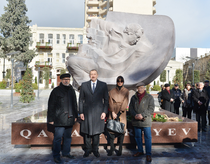 Prezident İlham Əliyev: Xalq musiqimiz, muğam sənəti ümumdünya musiqi sənətinin zirvəsidir (FOTO)