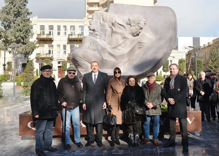 Prezident İlham Əliyev: Xalq musiqimiz, muğam sənəti ümumdünya musiqi sənətinin zirvəsidir (FOTO)