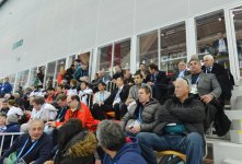 Prezident İlham Əliyev və xanımı Soçidə konkisürmə oyunlarına baxıblar (FOTO)