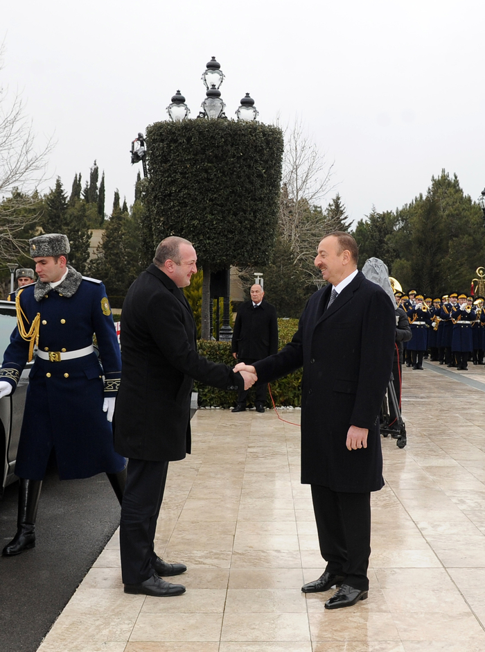 Gürcüstan Prezidenti Georgi Marqvelaşvilinin rəsmi qarşılanma mərasimi olub (FOTO)
