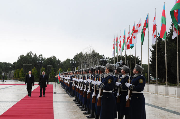 Gürcüstan Prezidenti Georgi Marqvelaşvilinin rəsmi qarşılanma mərasimi olub (FOTO)