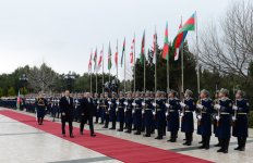 Gürcüstan Prezidenti Georgi Marqvelaşvilinin rəsmi qarşılanma mərasimi olub (FOTO)