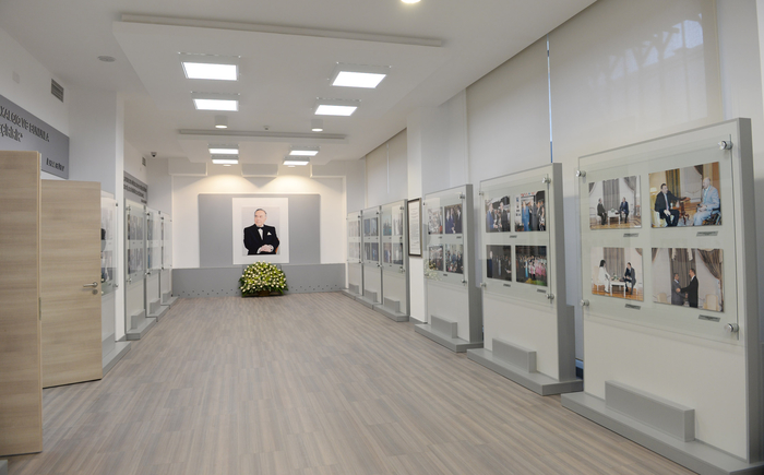 Prezident İlham Əliyev: Milli musiqinin inkişafında xidmətləri olan şəxslər Azərbaycanın milli sərvətidir (FOTO)