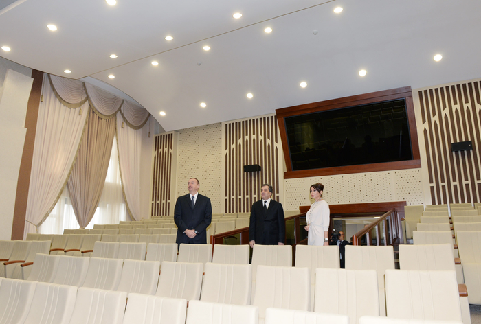Prezident İlham Əliyev: Milli musiqinin inkişafında xidmətləri olan şəxslər Azərbaycanın milli sərvətidir (FOTO)