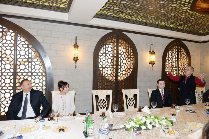 Prezident İlham Əliyev: Milli musiqinin inkişafında xidmətləri olan şəxslər Azərbaycanın milli sərvətidir (FOTO)