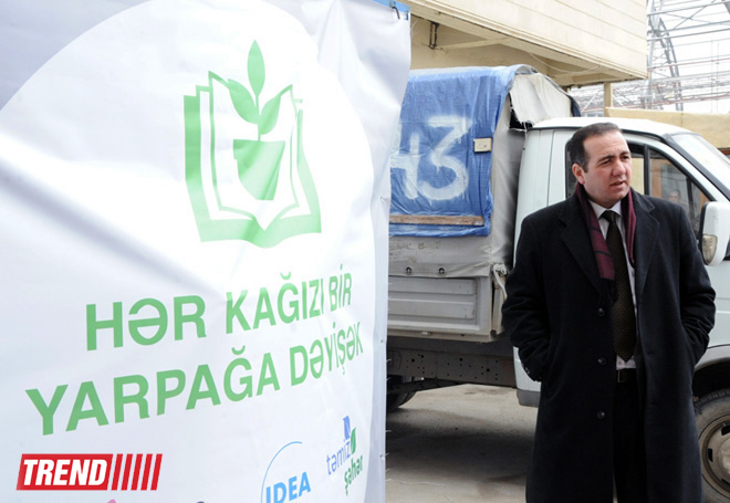 Bakıda "Hər kağızı bir yarpağa dəyişək" layihəsi çərçivəsində kütləvi aksiyaya start verilib (FOTO)