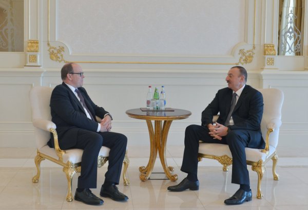Prezident İlham Əliyev Monako Knyazı ilə görüşüb