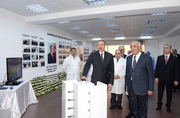 İlham Əliyev Azərbaycan kağız və karton istehsalat kombinatının açılışında iştirak edib (FOTO)