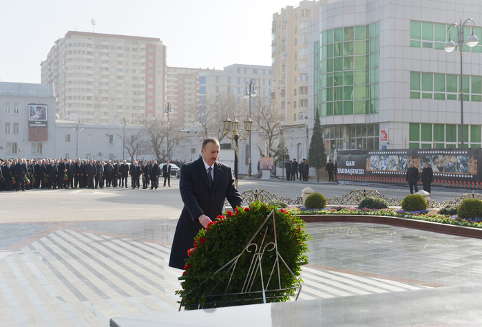 Prezident İlham Əliyev və xanımı Xocalı faciəsi qurbanlarının xatirəsinin anım mərasimində iştirak ediblər (ƏLAVƏ OLUNUB) (FOTO)