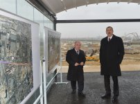 Prezident İlham Əliyev Böyükşor ərazisində tikinti və abadlıq işlərinin gedişi ilə tanış olub (FOTO)
