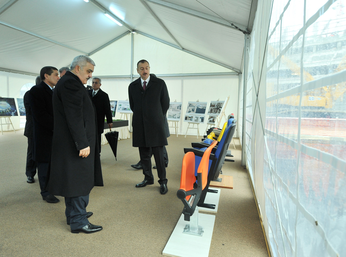 Prezident İlham Əliyev Bakı Olimpiya Stadionunda tikinti işlərinin gedişi ilə tanış olub (FOTO)