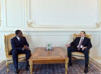 Prezident İlham Əliyev bir sıra ölkələrin Azərbaycanda yeni təyin olunmuş səfirlərini qəbul edib (ƏLAVƏ OLUNUB) (FOTO)