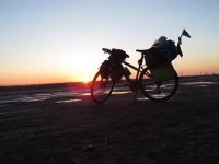 Azərbaycanın tanınmış səyahətçi-velosipedçisi Ramil Ziyadov Kiyevə gedir (FOTO)