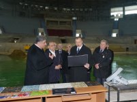Prezident İlham Əliyev Heydər Əliyev adına İdman-Konsert Kompleksində aparılacaq əsaslı təmir və yenidənqurma işlərinin layihəsi ilə tanış olub (FOTO)