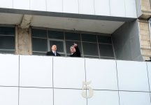 Prezident İlham Əliyev Heydər Əliyev adına İdman-Konsert Kompleksində aparılacaq əsaslı təmir və yenidənqurma işlərinin layihəsi ilə tanış olub (FOTO)