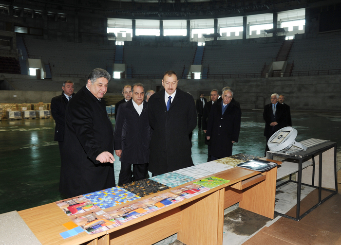 Prezident İlham Əliyev Heydər Əliyev adına İdman-Konsert Kompleksində aparılacaq əsaslı təmir və yenidənqurma işlərinin layihəsi ilə tanış olub (FOTO)