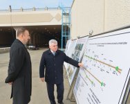 Prezident İlham Əliyev paytaxtda inşası davam etdirilən bir sıra yol qovşaqlarında və yol ötürücülərində tikinti işlərinin gedişi ilə tanış olub (ƏLAVƏ OLUNUB) (FOTO)