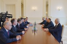İlham Əliyev Rusiyanın Sverdlovsk vilayətinin qubernatorunun başçılıq etdiyi nümayəndə heyətini qəbul edib