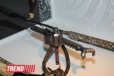 Leyla Əliyeva və Arzu Əliyeva Heydər Əliyev Mərkəzində "Silahların əfsanəsi" sərgisinin açılış mərasimində iştirak ediblər (FOTO)