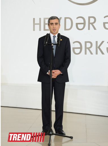 Leyla Əliyeva və Arzu Əliyeva Heydər Əliyev Mərkəzində "Silahların əfsanəsi" sərgisinin açılış mərasimində iştirak ediblər (FOTO)