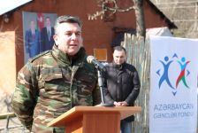 Gənclər Fondu Novruz bayramı münasibətilə əsgərləri təbrik edib (FOTO)