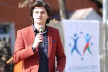 Gənclər Fondu Novruz bayramı münasibətilə əsgərləri təbrik edib (FOTO)